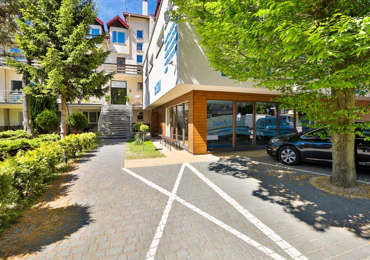 Osrodek Wypoczynkowy Balt-Tur Feel Well Resort Jastrzębia Góra Eksteriør bilde