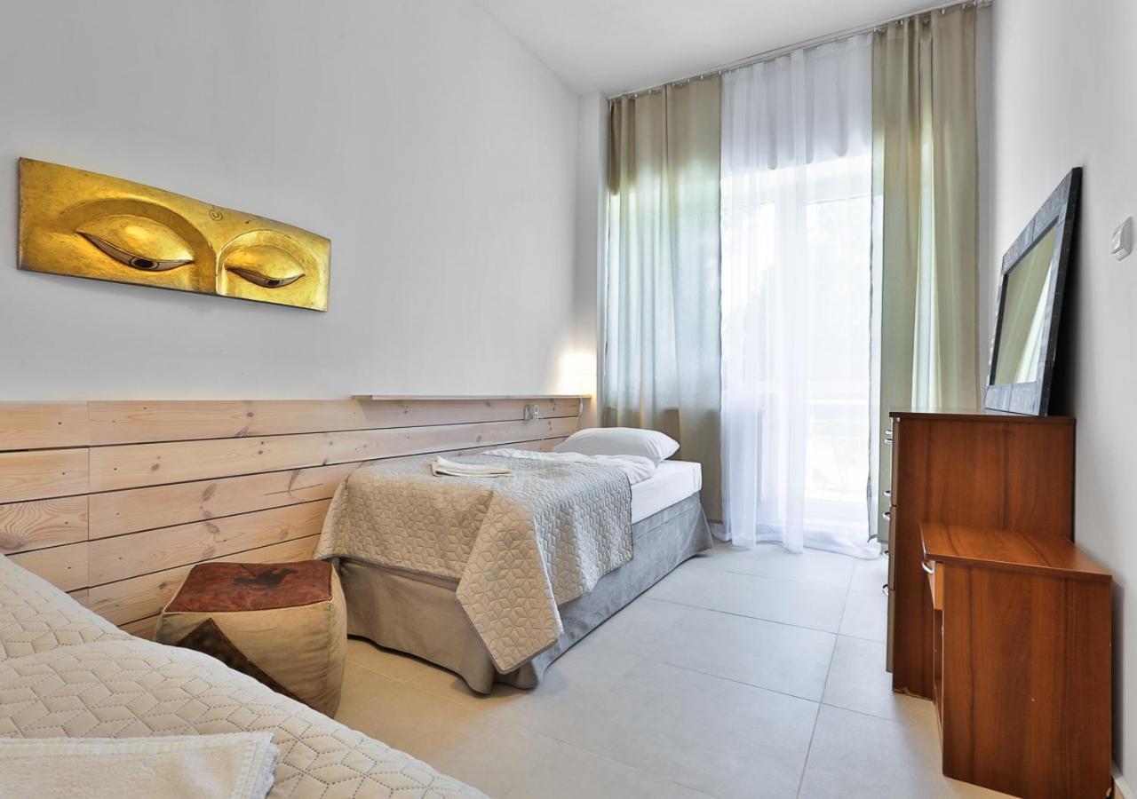 Osrodek Wypoczynkowy Balt-Tur Feel Well Resort Jastrzębia Góra Eksteriør bilde